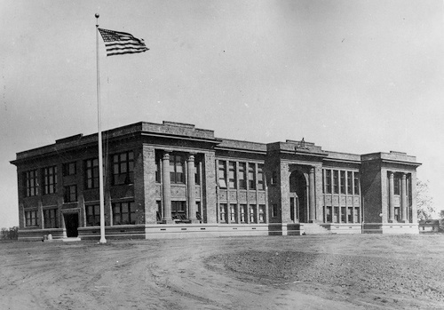Roseville high school in 1912